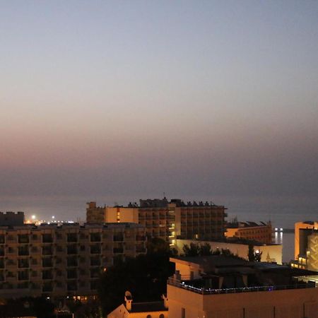 Exklusiva Lägenhet I Benalmádena Exteriör bild
