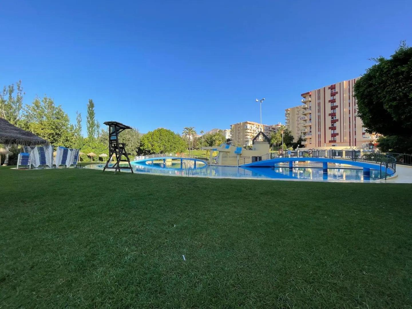 Exklusiva Lägenhet I Benalmádena Exteriör bild
