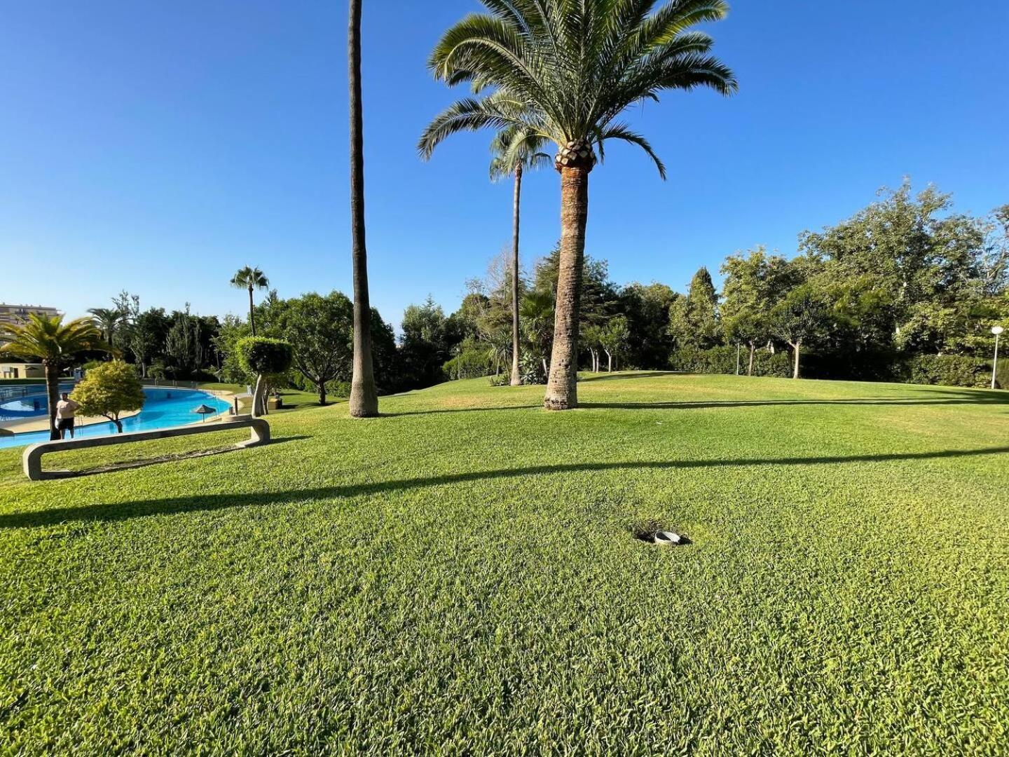 Exklusiva Lägenhet I Benalmádena Exteriör bild